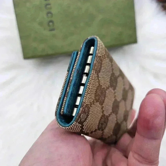 Gucci Canvas Monogram Studded leather  6 Key Holder case - Picture 7 of 15